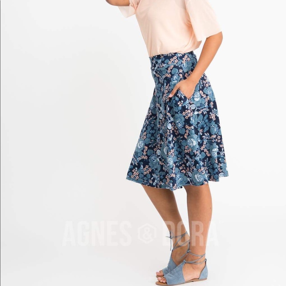 Agnes & Dora Midi Skirt Navy Chambray Floral Blue New With Tags